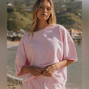 Daily drills cropped sleeve crew!